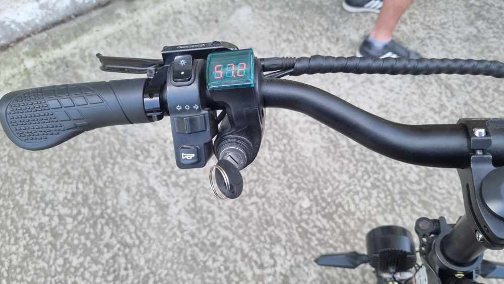 Електросамокат tecros-zs-01 28.8ah 2.4kw