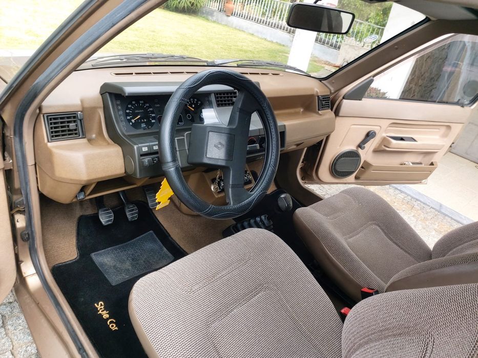 Renault 5 GTL