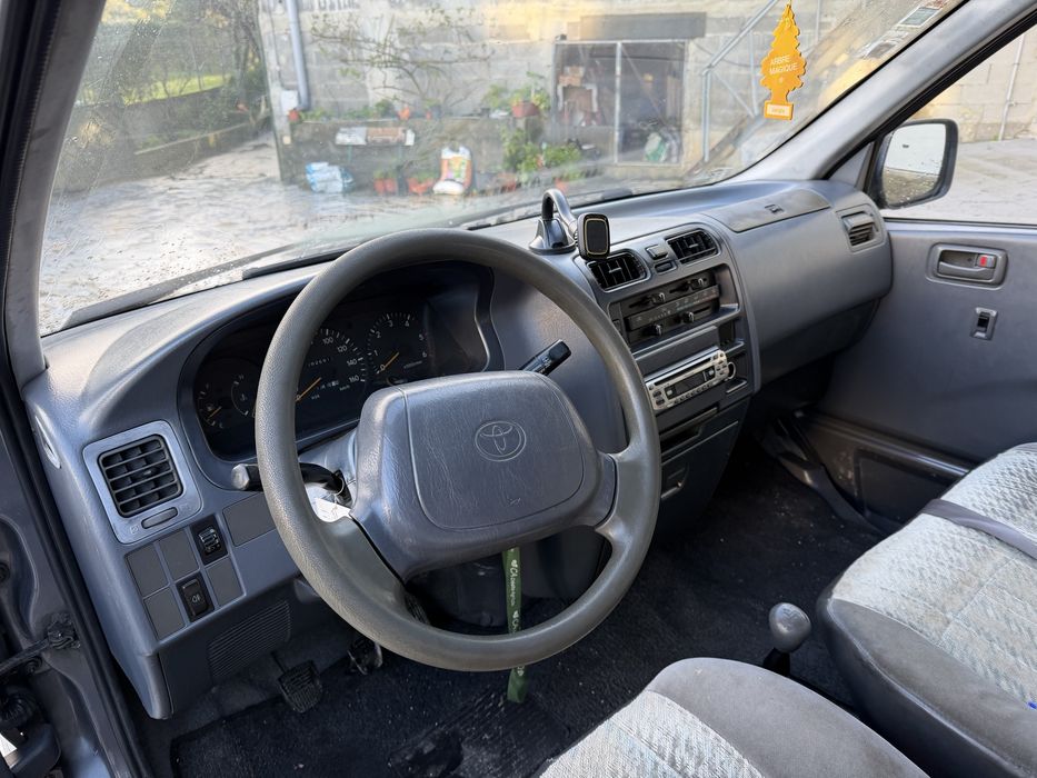 Toyota Hiace 2.4D 98