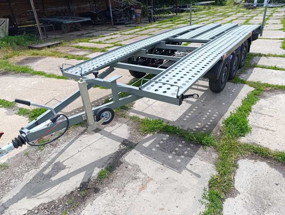 Автовоз  евак 5м*2 3хосний 4,5 тон лавета лафет