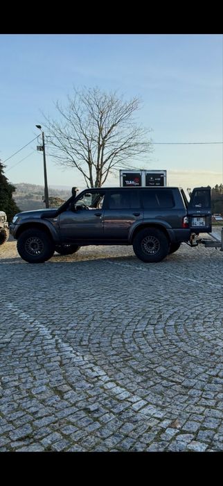 Nissan patrol GR y 61 — photo 4