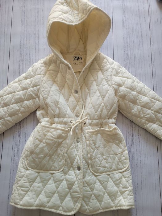 Пальто Zara,  116 розмір