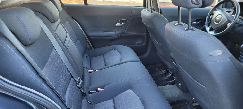 Renault Laguna   150km d
