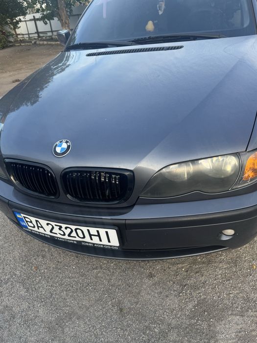 Продаж бмв е 46 2003 рік на автоматі
