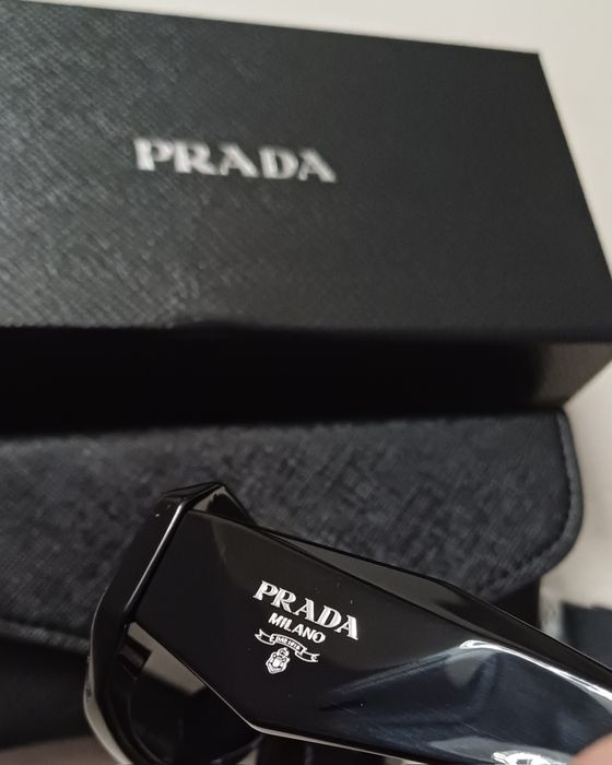 Okulary prada milano