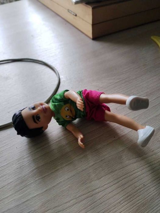 Фігурка хлопчик mattel