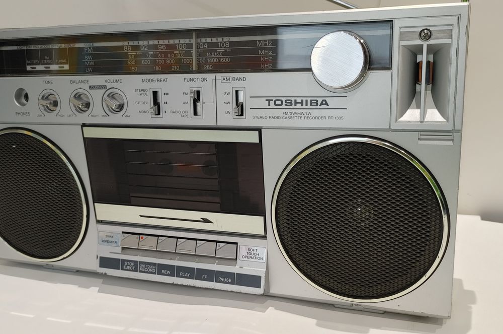 Toshiba RT-130s Boombox