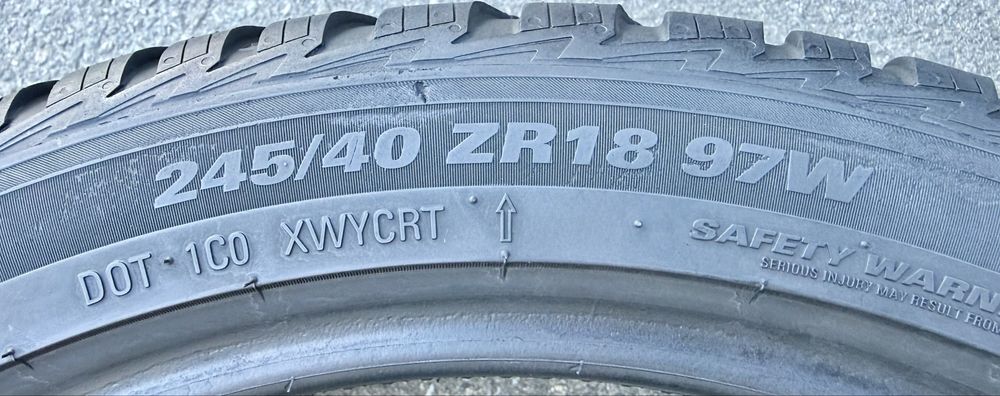 245/40 18 Kumho Solus 4S HA32  2 шт