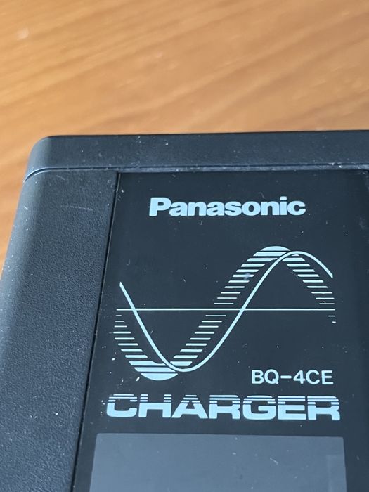 Carregador pilhas carregaveis Panasonic