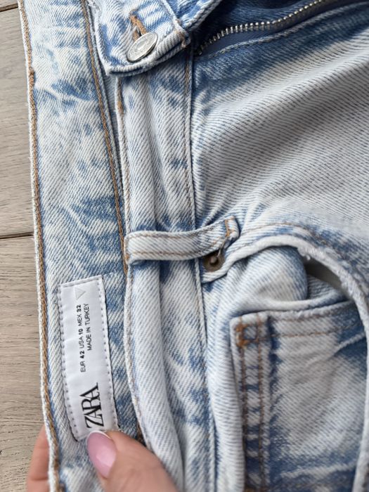 Джинси Zara 42. Гарний стан