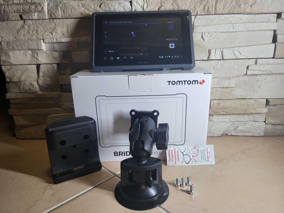 Uchwyt przyssawka na szybę do TomTom Bridge i do modelu 8475