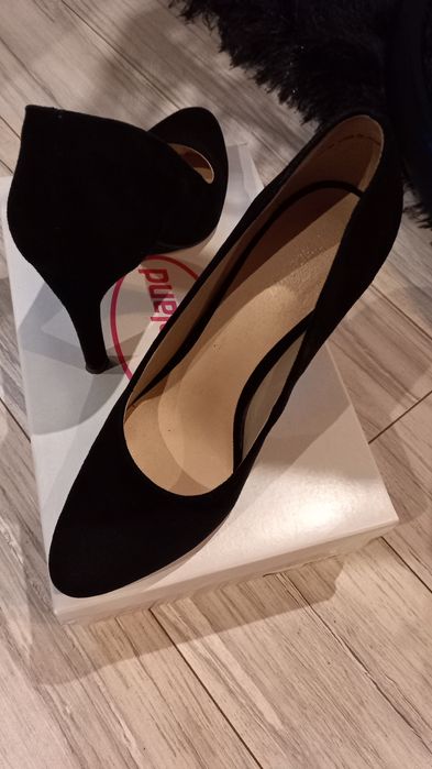 Deichmann szpilki zamszowe czarne