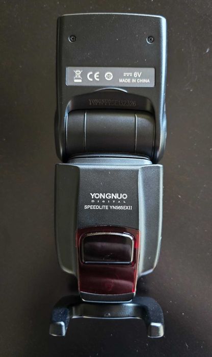 FLASH Yongnuo Speedlite YN568EX-II  + 2 Disparadores RF603C II para Canon NOVO
