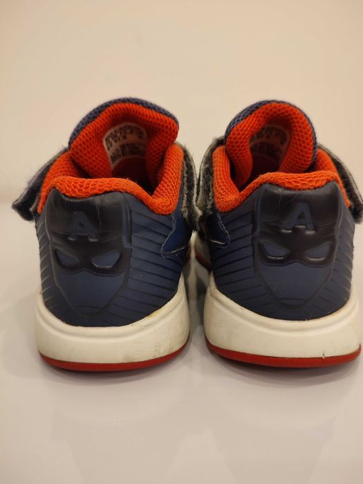 Adidasy sneakersy adidas kapitan ameryka marvel 28 wiosenne