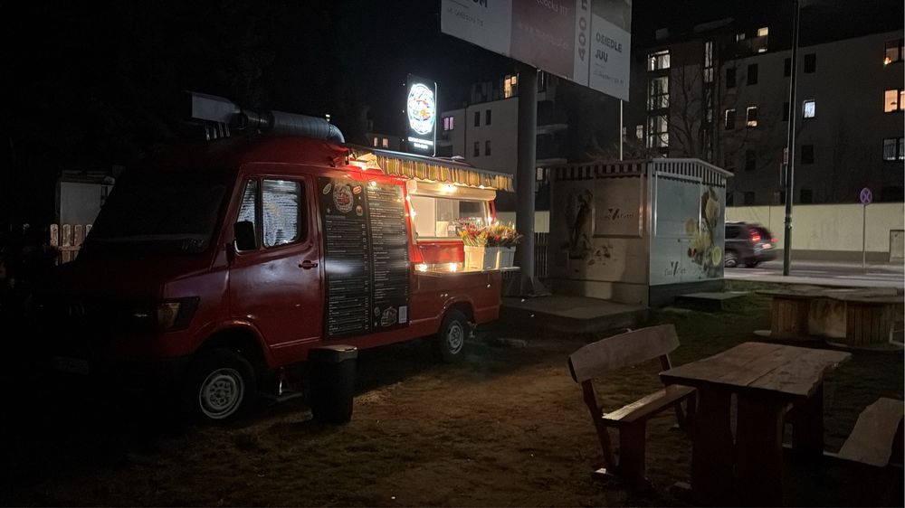 Food Truck Mercedes Kaczka, kompletnie wyposażony, gotowy do pracy wwa