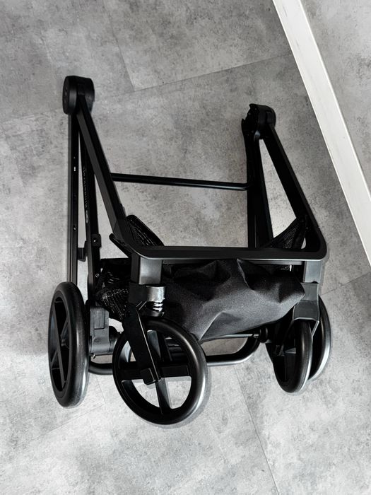 Wózek 3w1 nowy wart uwagi