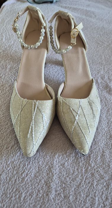 Sapatos elegantes tamanho 41 europeu