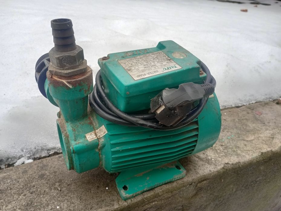 Продам насос Taifu.