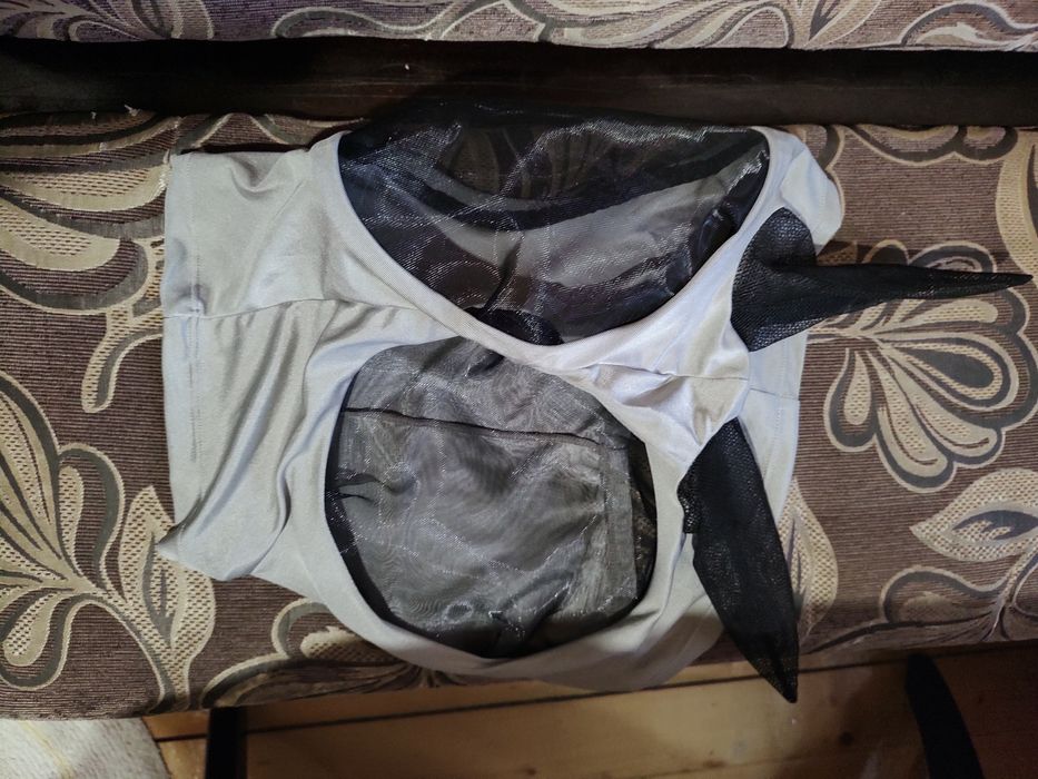 Маска від мух для коней Cob