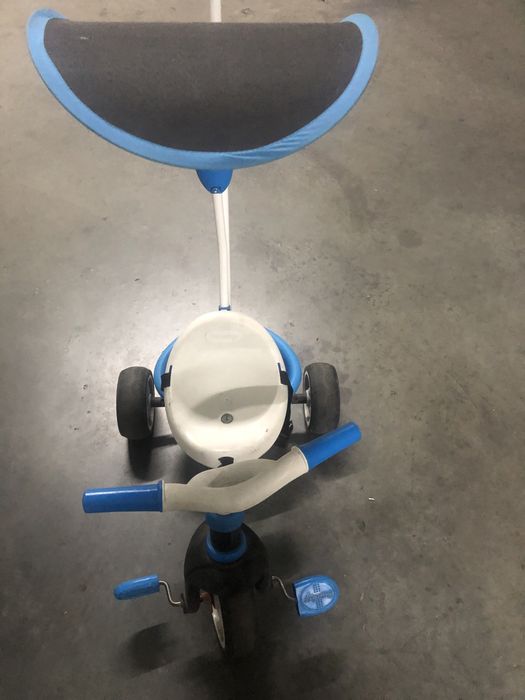 Triciclo de criança