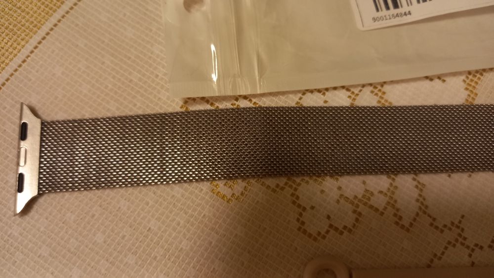 Duas pulseiras para relogio ( novas, nunca usadas)