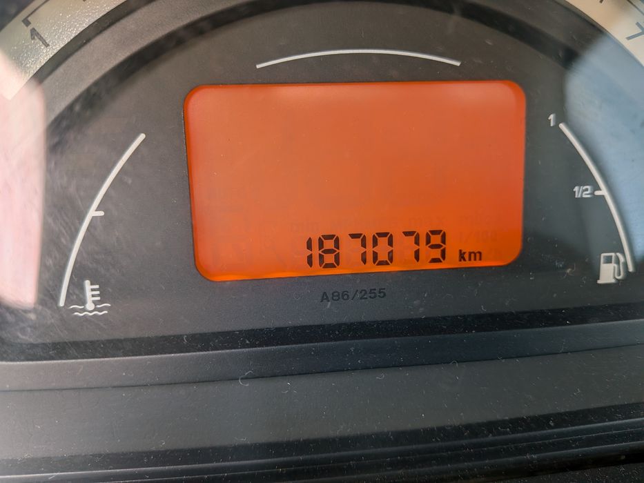 Citroen C3 1.1 i SX  61 CV 02