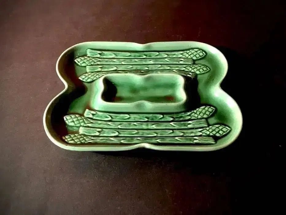 SECLA - travessa antiga para espargos (c/nova) - 25,5 x 19 cm/s