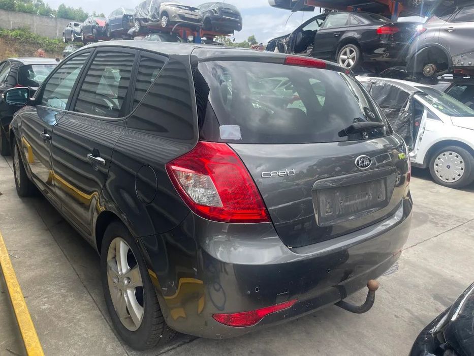 KIA CEED 1.6 CRDI DE 2012 PARA PEÇAS
