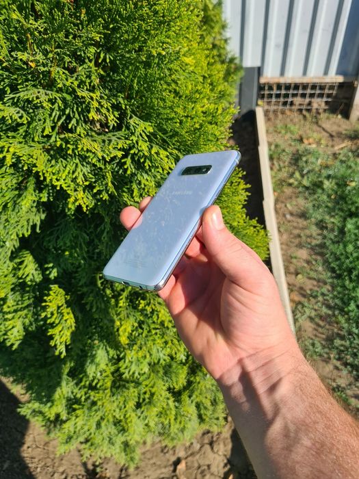 Samsung Galaxy S10e