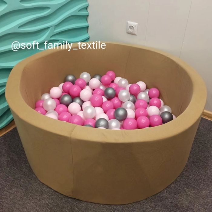 Сухий басейн, сухой бассейн, манеж з кульками