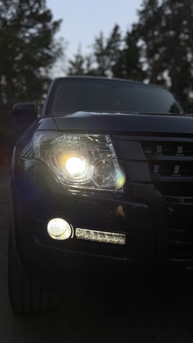Mitsubishi Pajero Wagon 2018 3.0 газ - бензин