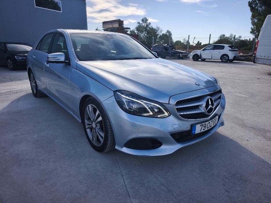 Mercedes E 300 híbrido