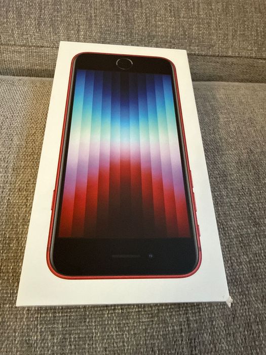 iPhone SE 128 GB stan bardzo dobry bateria 77%