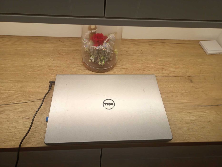 laptop DELL sprawny