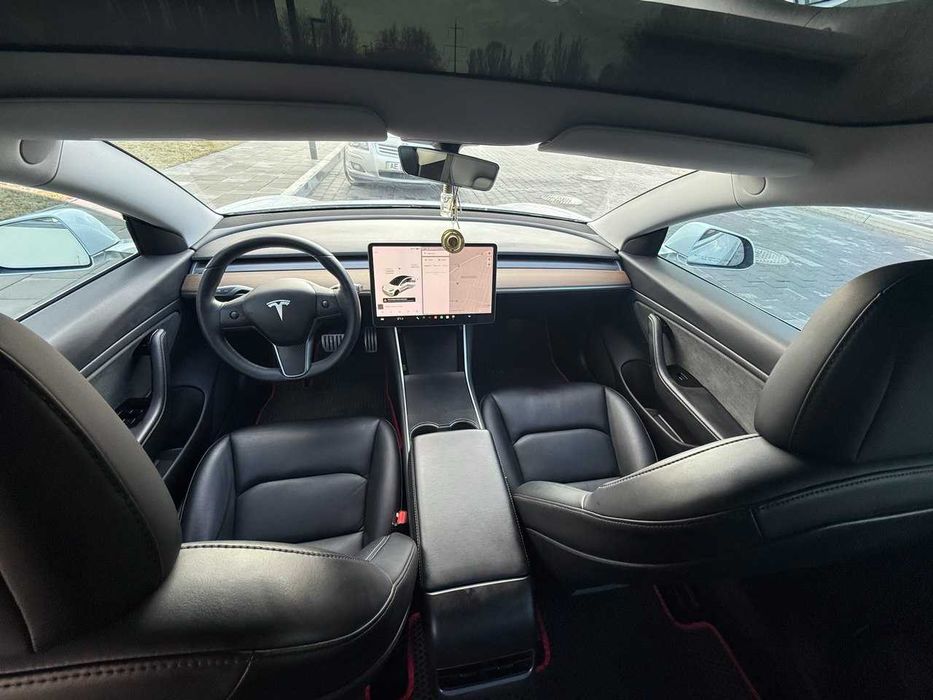 Tesla 3 2019 performance