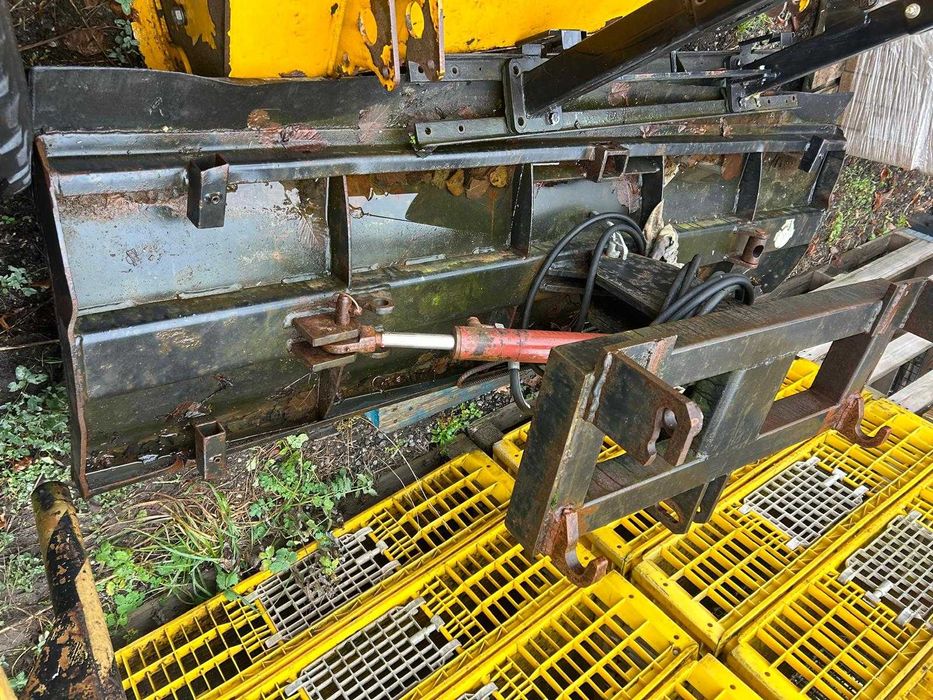 pług do śniegu do samochodu ciągnika quada