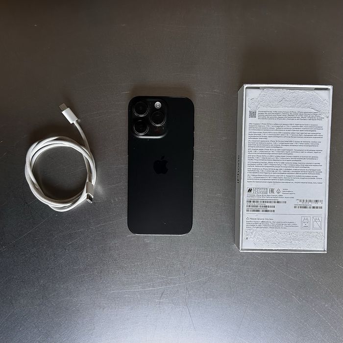 iPhone 16 Pro 128GB czarny na gwarancji