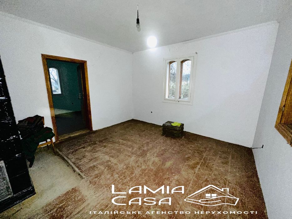 Продаж будиночка в Мигово з ділянкою