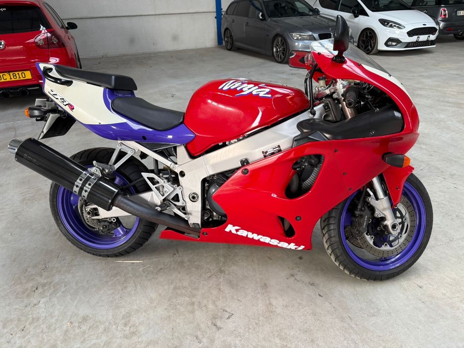 Kawasaki ZX7R 750 1996