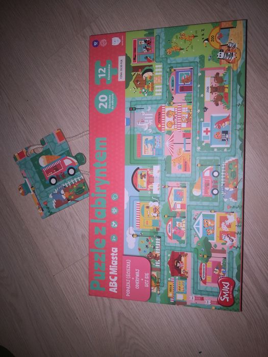 Puzzle z labiryntem