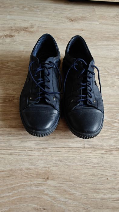 Buty męskie Lasocki, Pier One, New Look, H&M