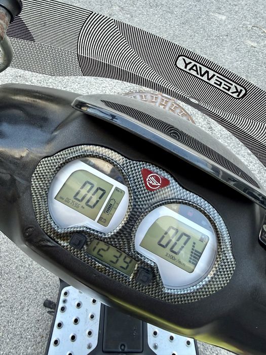 VENDO Keeway F-act 125 - (C/ 6700 KM!)