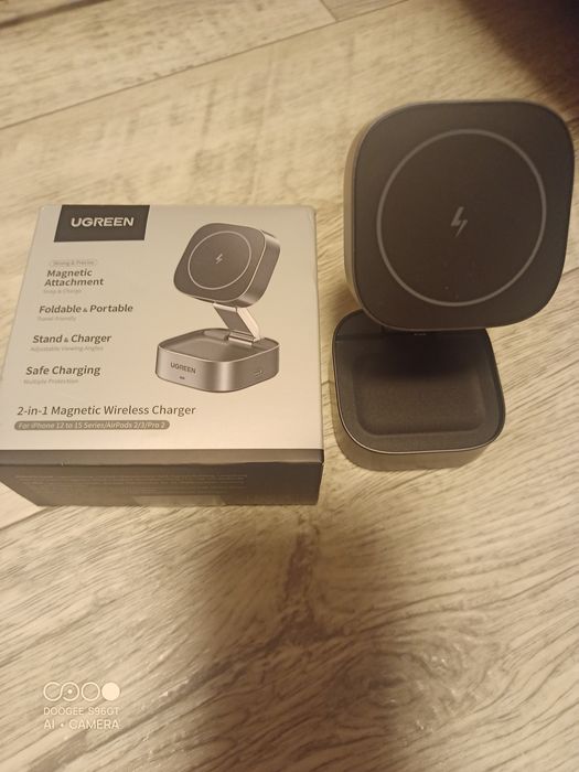 Продам зарядку Ugreen 2in1