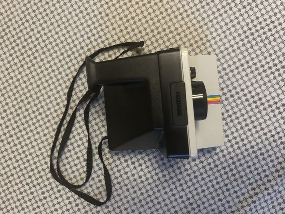 Polaroid 1000 land camera