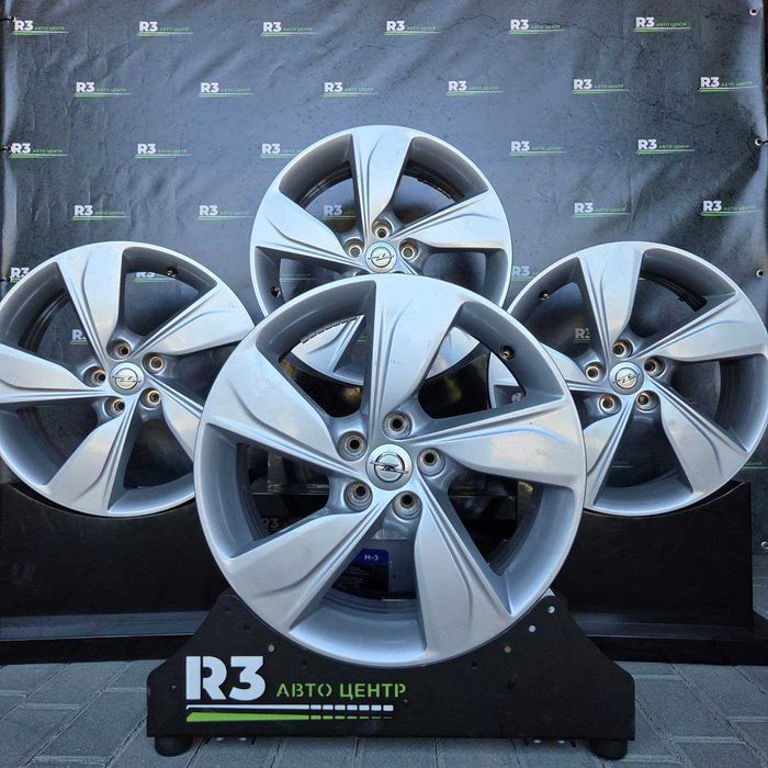 Легкосплавні диски 5x110 R18 7.5J ET49 D65.1 OPEL CR62