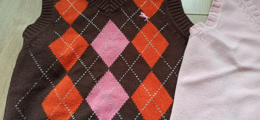 Zestaw kamizelek dla dziewczynki w r. 140-146