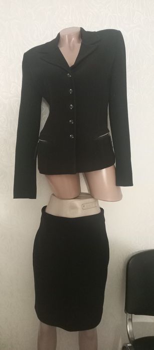 Продам власну одежу бу 46 розмір