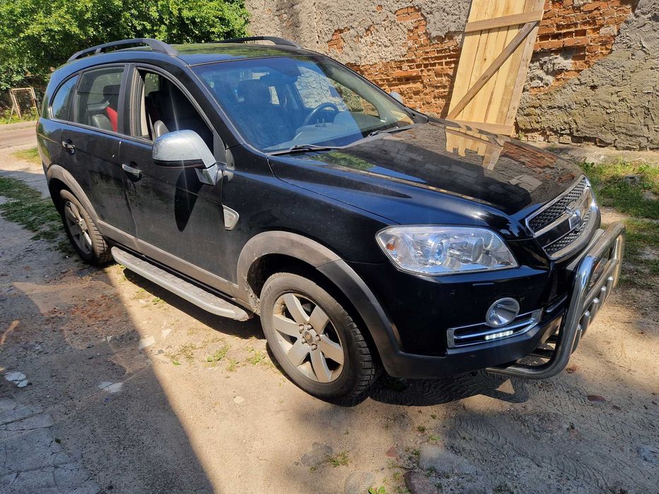 Syndyk sprzeda w trybie przetargu ofertowego samochód Chevrolet Captiva, rok prod. 2007