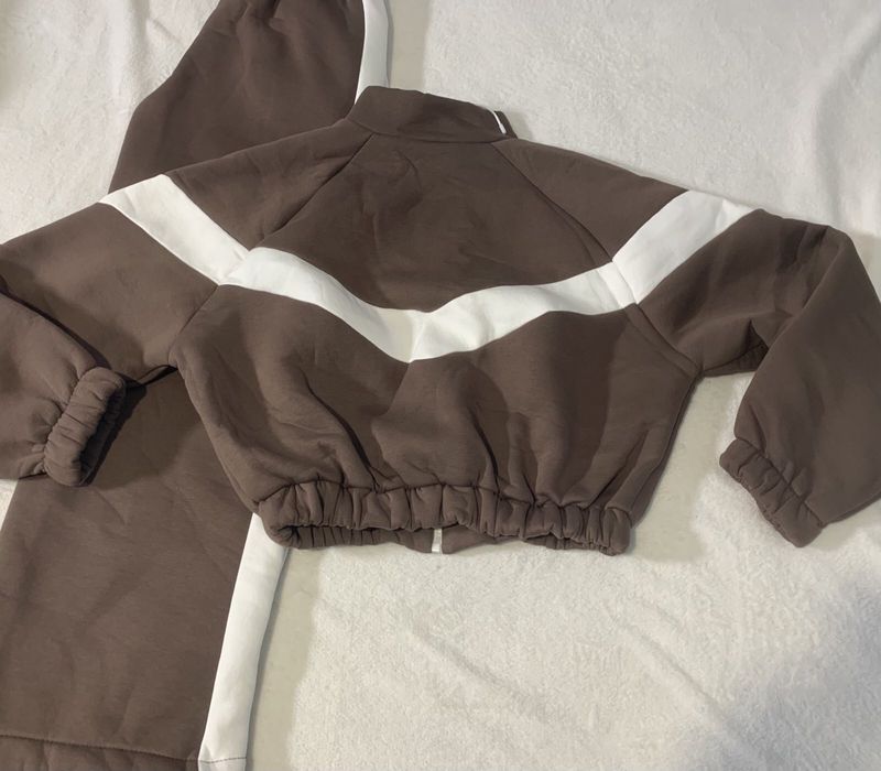 Теплючий зимовий  спортивний костюм з лампасами  на флісі xs/s 1600