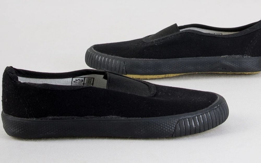 Мокасини спортивні  PLIMSOLLS  шкільне чорні сліпони розмір 13(32) 19с